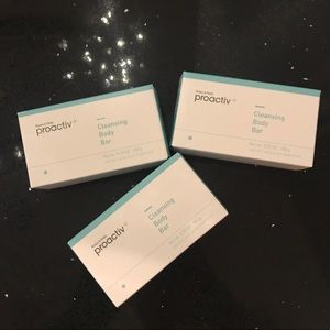 3 Proactive Cleansing Body Bars! **+1 Free Gift**